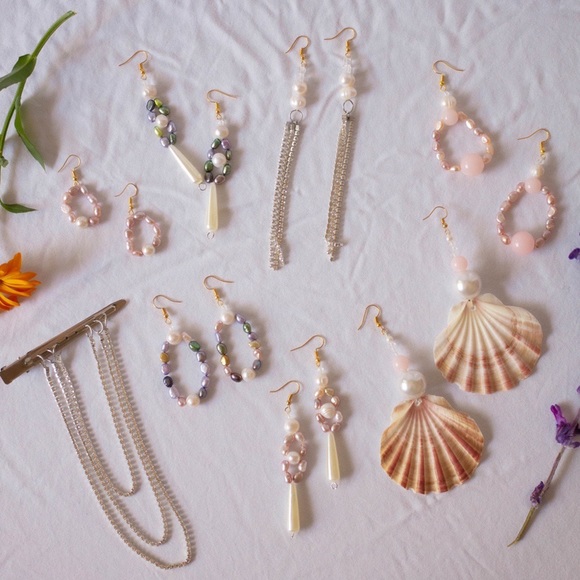 Routine’s Rhinestone Fringe Pearl Earrings - Picture 4 of 4